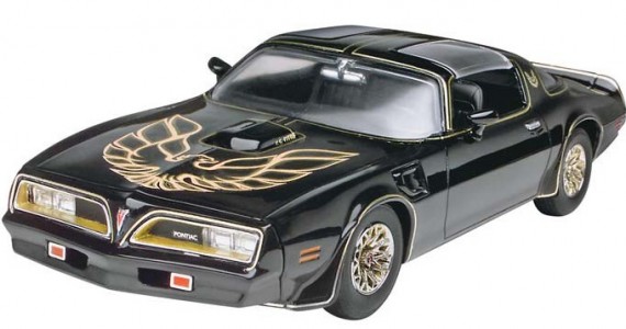 Mo4027 77 Pontiac Firebird ’Smokey & Bandit’