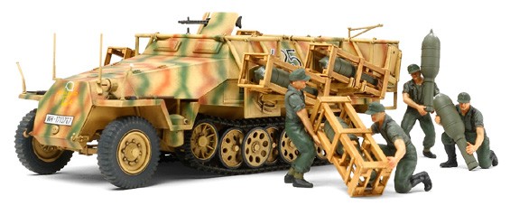 Ta32566 Mtl. SPW.Kfz. 251/1 Ausf.D Stuka zu Fuss