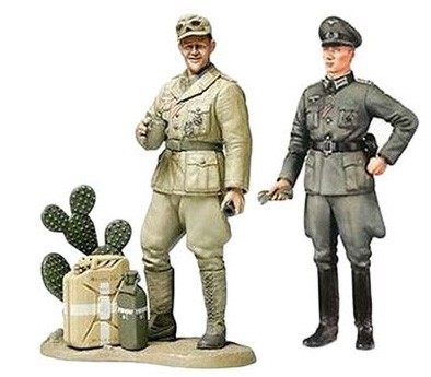 Ta25154 German Officer & Tank Crewman WWII Africa