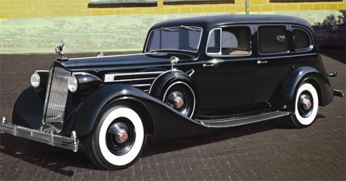ICM35535 Packard Twelve 1936