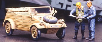 Ta32501 German Kübelwagen Type 82