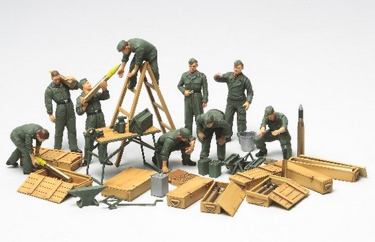 Ta32547 WWII German Tank Crew, Field Mainenance Set