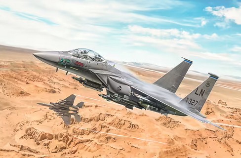 It2803 F-15E Stike Eagle